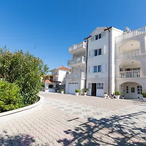 Snjezana Apartman Trogir